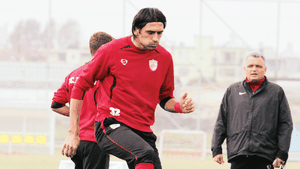 Păcăliți de „câini"