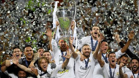 UEFA schimbă din nou. Cum vor fi acordate trofeele Europa League și Champions League începând cu acest sezon