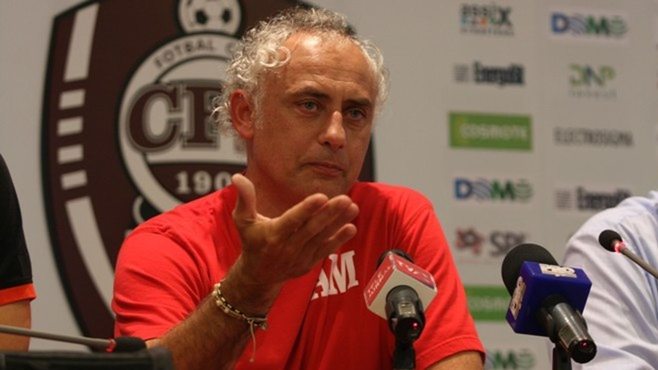 Mandorlini: "Fotbalul românesc e plin de polemici! E greu să rămâi în afara lor!"