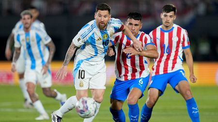 "Eşti un laş nenorocit". Leo Messi l-a înjurat pe arbitrul meciului Paraguay - Argentina 2-1