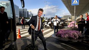 Van Gaal, înainte de România - Olanda:** "Noi suntem pe locul 6, voi pe 46, dar mereu ne-a fost greu aici"  Sigurul român remarcat: