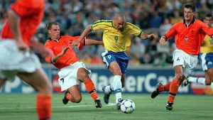 Statisticile o dovedesc: VIDEO/ Cine se impune în Olanda - Brazilia joacă finala!