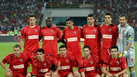 Povestea aventurii „spartanului” Daniel Oprița în „Ștefan cel Mare”: „La Dinamo a fost doar o plimbare!”. Ce spunea Florin Bratu despre antrenorul Stelei: „I-am făcut injecție cu sânge alb-roșu!” | VIDEO EXCLUSIV