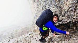 A distrus cinci perechi de pantofi de sport** pentru "argintul" la cea mai dură competiție de adventure din lume!