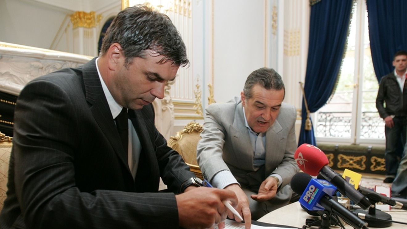 Olăroiu: "Antrenez în străinătate din cauza patronilor din Liga 1!"**