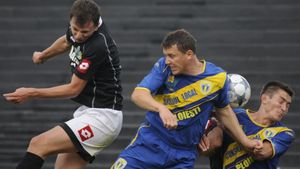 VIDEO EXCLUSIV | Un fost fotbalist în Liga 1 recunoaște: "Am jucat în meciuri aranjate". Cum se făcea ședința tactică în vestiar, la comun: "Azi câștigăm noi la două goluri diferență!"