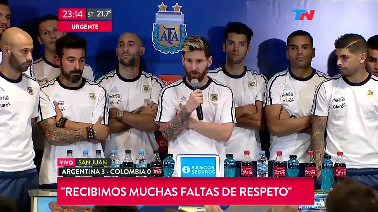 Messi și colegii din națională intră în silenzio stampa! VIDEO | Cum au apărut jucătorii Argentinei în fața presei după victoria care i-a urcat pe locul de baraj pentru CM 2018