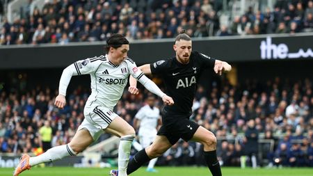 Nota primită de Radu Drăgușin de la britanici după o nouă înfrângere, care o duce pe Tottenham tot mai aproape de zona retrogradării!