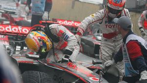 Hamilton: "Am trăit momente de groază!"