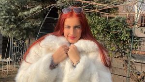 Rebela tenisului românesc și-a surprins fanii după ce a petrecut Crăciunul cu fotbalistul Stelei! Transformare radicală de look. FOTO