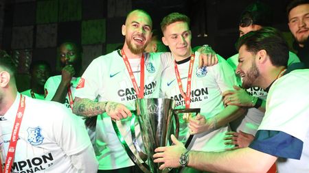 Mircea Lucescu, de ce nu-i convoci pe amândoi?! Șase concluzii tăioase cu Louis Munteanu și Denis Alibec strălucind în CFR Cluj - Farul Constanța 4-1, calificare zdrobitoare a ardelenilor în finala Cupei României Betano