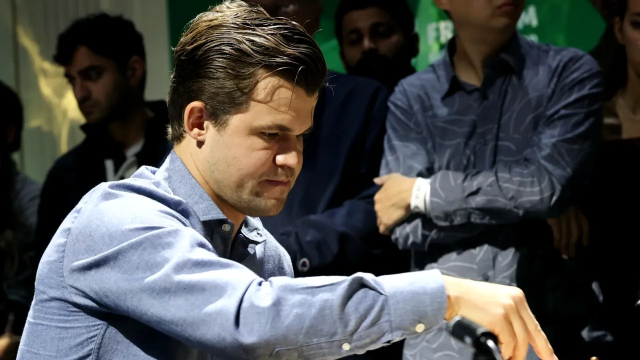 Magnus Carlsen l-a distrus pe ChatGPT într-o partidă de șah: „Mă predau!”