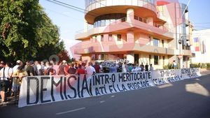 Pică varianta cu 20 de echipe? 13 formații din Liga 1 i-au spus "NU" lui Dragomir! "Ce propunere să mai fac?"