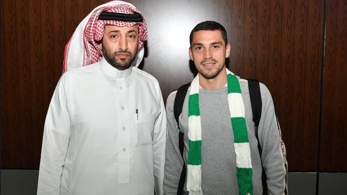 Motivul pentru care Stanciu a refuzat Stuttgart: "Nu te vede nimeni acolo, îți distrugi CV-ul". EXCLUSIV | Replica lui Ionel Ganea