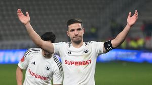 Alex Chipciu a fost ofertat de FCSB. Vedeta lui U Cluj a luat decizia finală: „Emoțional sunt apropiat de ei”