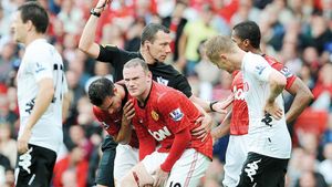 I-a dat de l-a julit!** Rooney va lipsi cel puțin o lună după accidentarea HORROR din meciul cu Fulham