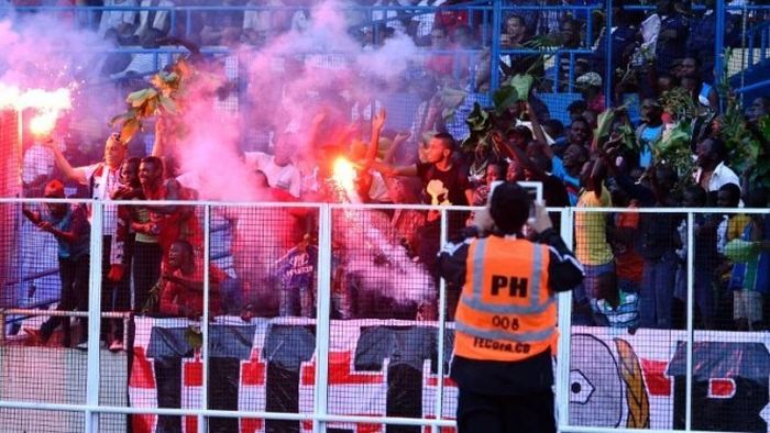 Incidente la un meci de fotbal în Republica Democrată Congo: 15 persoane au murit
