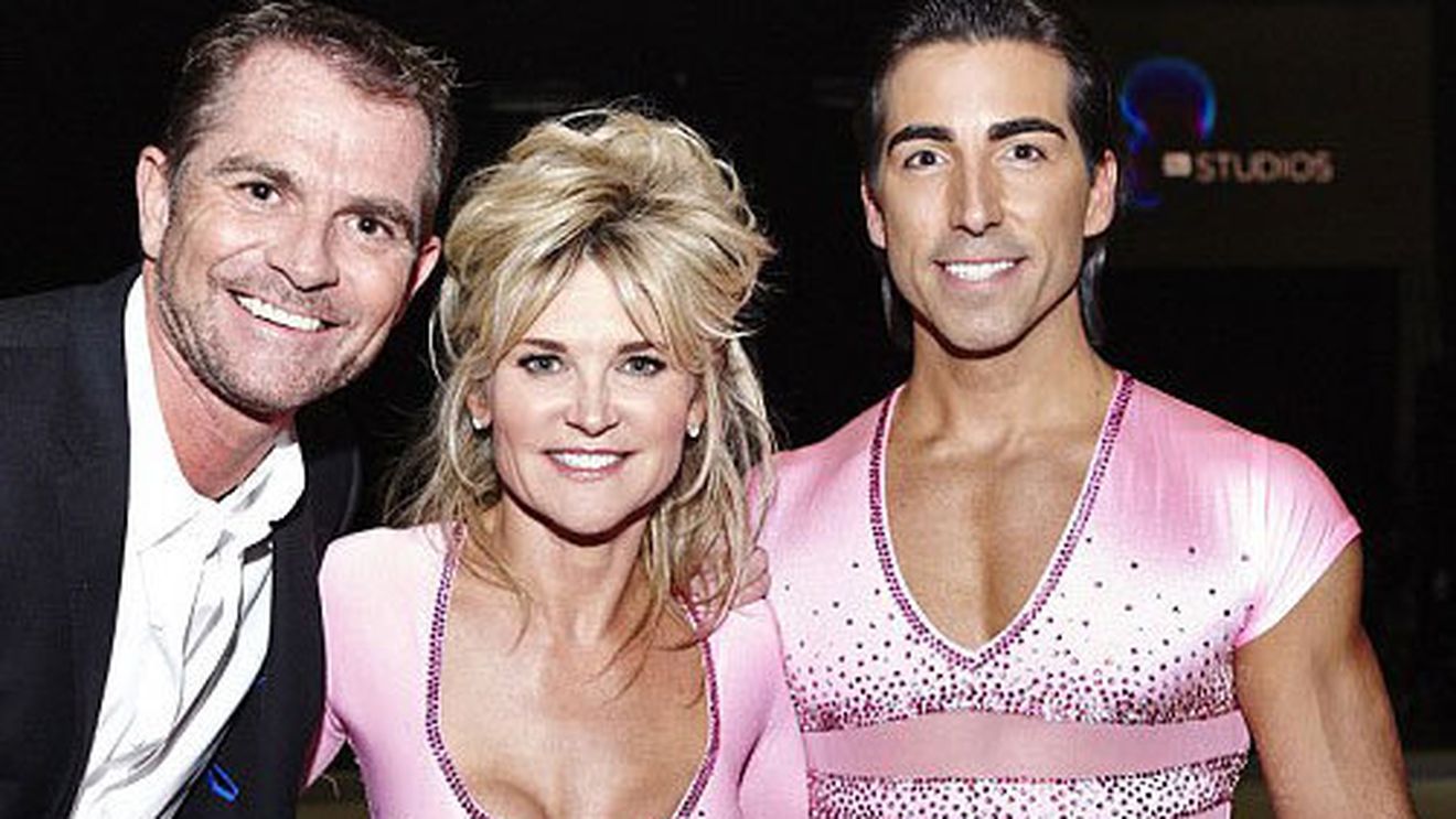 FOTO Anthea Turner, pe gheață la 52 de ani! Cum se menține "veșnic tânără"