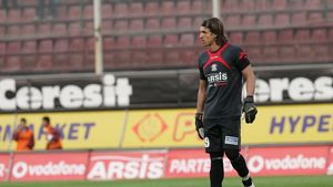 Andrade: "Copos să-mi dea banii!"