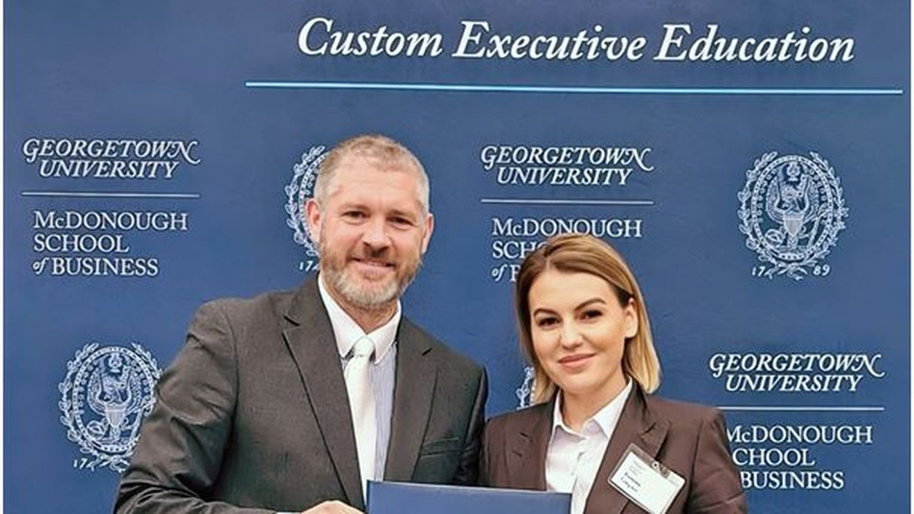 (P) Romina Gingașu finalizează un program special în Leadership la Georgetown University din Washington D.C., în colaborare cu Mannheim University din Germania