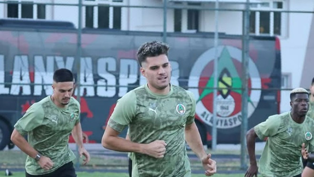 Ianis Hagi abia a semnat și deja a primit o lovitură neașteptată! Motivul ciudat pentru care nu poate juca împotriva lui Fenerbahce