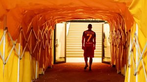 Dică îi ia apărarea lui Alibec. "Nu cred că n-a vrut să joace, știu c-a fost accidentat!". Gata de restart în 2018: "Am o filosofie care îmi permite să lucrez cu jucătorii capricioși"