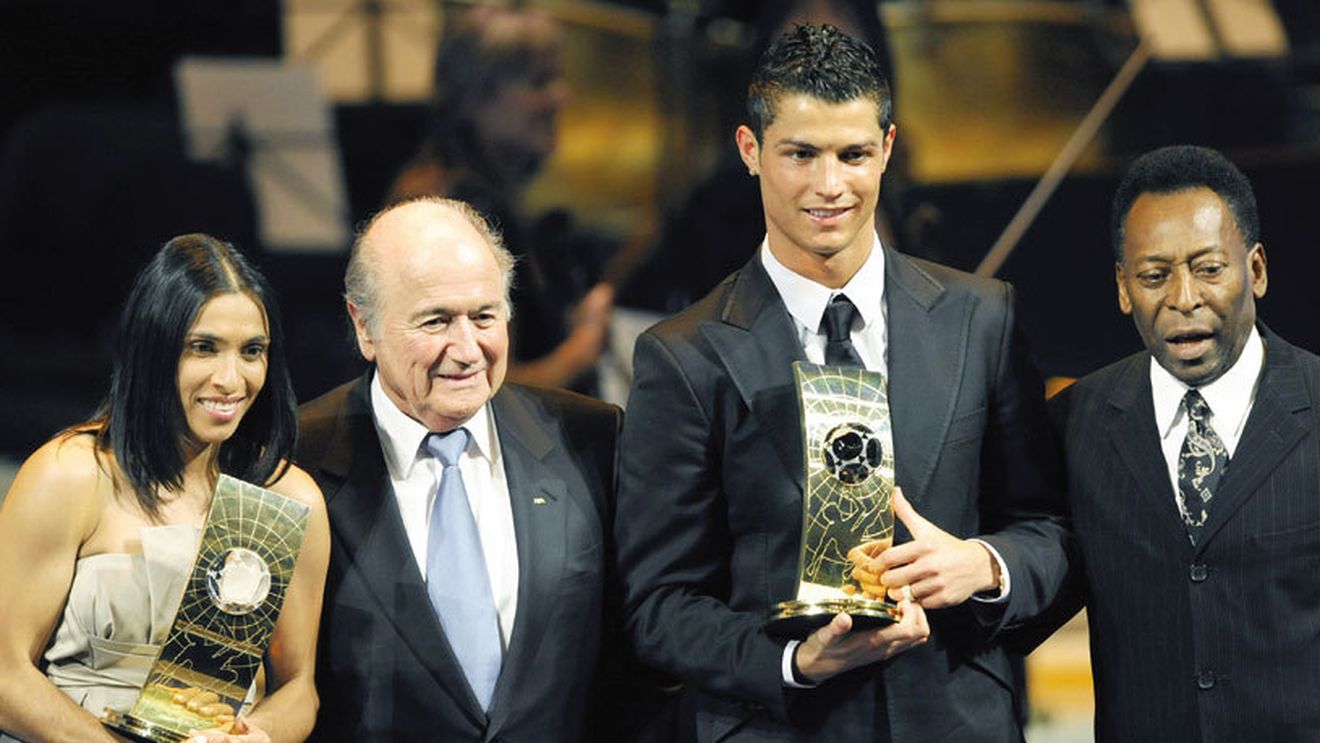 Blatter despre Cristiano Ronaldo: "Stă prea mult la frizer"