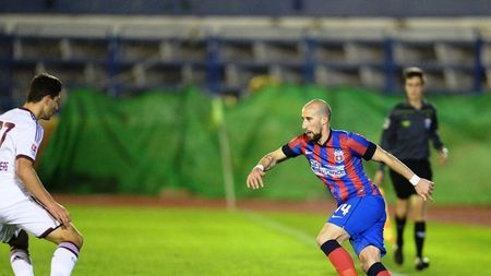 Reghecampf, deranjat de selecția făcută de Pițurcă: "Latovlevici trebuie să fie un jucător de bază la națională"