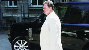 "Îl cunosc pe cel care i-a oferit bani lui Cristea!** E un apropiat al Stelei!"