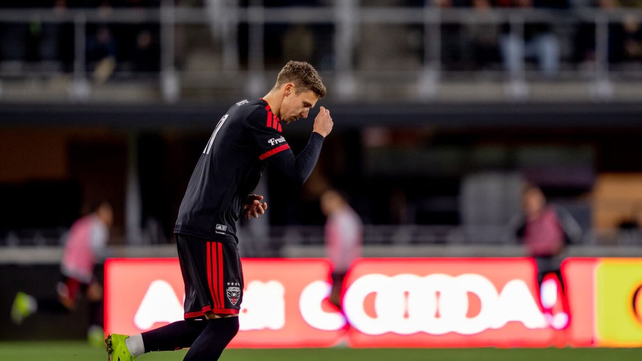 Americanii au primit o nouă lovitură grea cu Louis Munteanu. Au plătit 6 milioane de euro pentru un atacant care nu dă gol și care acum s-a și accidentat