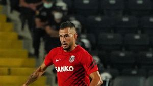 Colegul lui Alexandru Maxim, de la Gaziantep FK, semnează cu Petrolul. Anunțul directorului sportiv