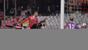 Probleme la un club cu pretenții din Liga 1: "Suntem în pericol cu obținerea licenței, avem datorii foarte mari". Anunțul trist al zilei: "Dacă nu se implică el, nu știu unde se va ajunge!"