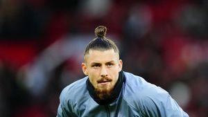 Cam acesta este impactul lui Radu Drăgușin la Tottenham! Cum se laudă englezii cu transferul românului