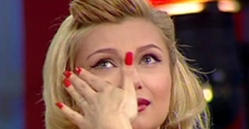 Lora a ajuns de urgență la medic! Ce se întâmplă cu artista