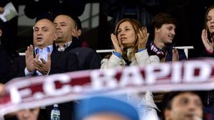 De ce a murit Rapid. Fostul administrator acuză: "În 6 luni, patronul Moraru nu a băgat niciun leu în club. Efectiv, niciun ban! Trăiam de pe urma biletelor de meci și a Fan Shop-ului"