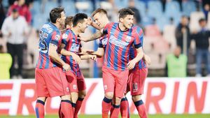 Șase titulari pleacă din Ghencea, Becali nu dă "undă verde" pentru transferuri. Cum ar putea arăta Steaua în viitorul sezon