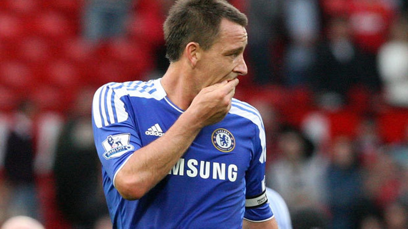 John Terry e acuzat de rasism, însă neagă evidența:** "Sunt trist că lumea mă crede capabil de așa ceva"