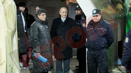 "Dinu Vamă e diabolic! Făcea greșeala vieții dacă mergea la Steaua"** Copos se gândește la titlu și Ligă: promite o avere jucătorilor