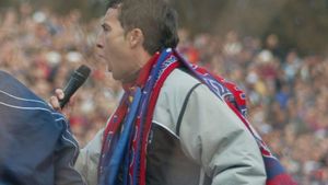 Becali îl atacă pe MM:** "E un mercenar!"