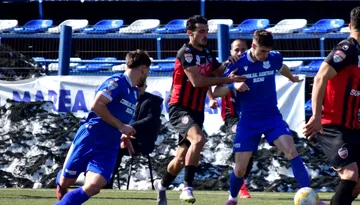 CS Gloria întâlnește echipa contra căreia a reușit cea mai clară victorie a sa în deplasările din acest sezon, Metalul Buzău, cu punctaj maxim în play-out. ”Știm exact ceea ce fac ei, știm exact forța pe care o au și de ce au această forță”