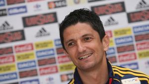 Răzvan Lucescu îi dă replica lui Victor Becali la "Dolce Liga", de la ora 21:00