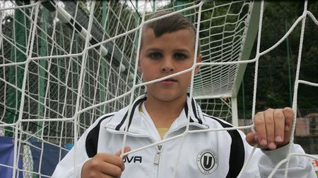 "U" luptă cu "Pitbul" la Cupa Danone!** Azi se joacă semifinalele și finalale

