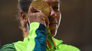 SPECIAL | Rafaela, campioana olimpică născută printre focurile de armă din Cidade de Deus. Privirea împietrită a Corinei Căprioriu și visul unei sportive care și-a depășit condiția: "Și favela dă campioni"