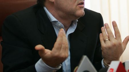 "Dacă decizia rămâne, steliștii se retrag de la națională" / Cum comentezi?