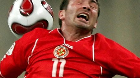 DECIZIE ȘOC! Un fotbalist a fost suspendat de viață pentru un caz de manipulare a unui meci