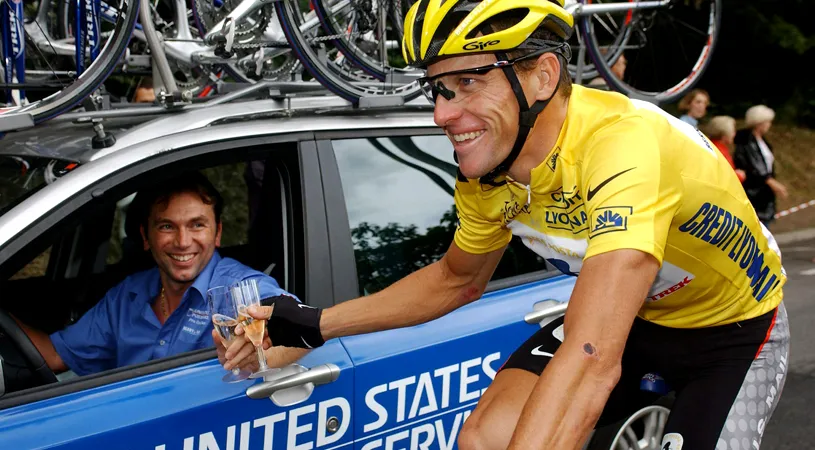 Fostul manager al ciclistului american Lance Armstrong, Johan Bruyneel, a fost suspendat zece ani