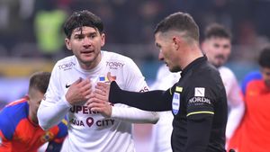 Adrian Mutu a reacționat după ce Edi Iordănescu nu l-a convocat pe Cristi Săpunaru la echipa națională: „I-am spus și lui și știe foarte bine!”