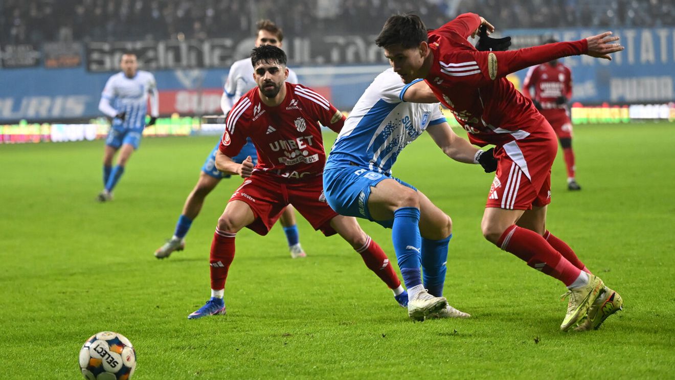 Universitatea Craiova - FC Botoșani 2-0, în etapa 23 din Superliga. Formația olteană a revenit pe primul loc al clasamentului
