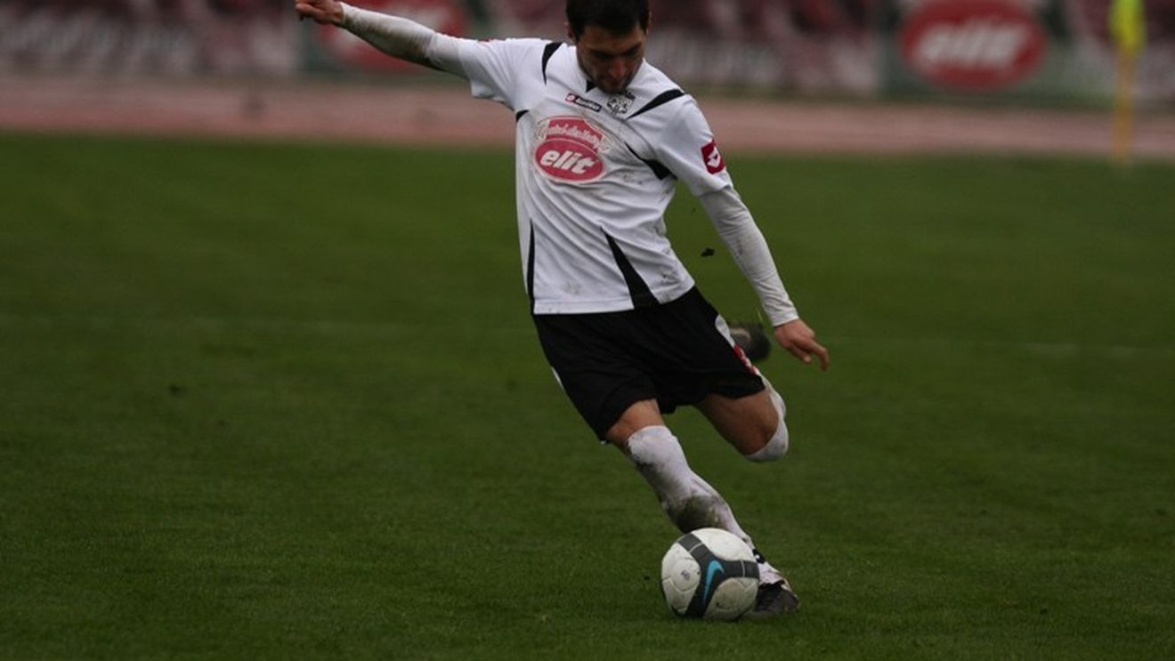 Monitorizat de ȚSKA, Bucurică a dat 3 pase de gol** și a fost convocat de Lucescu jr