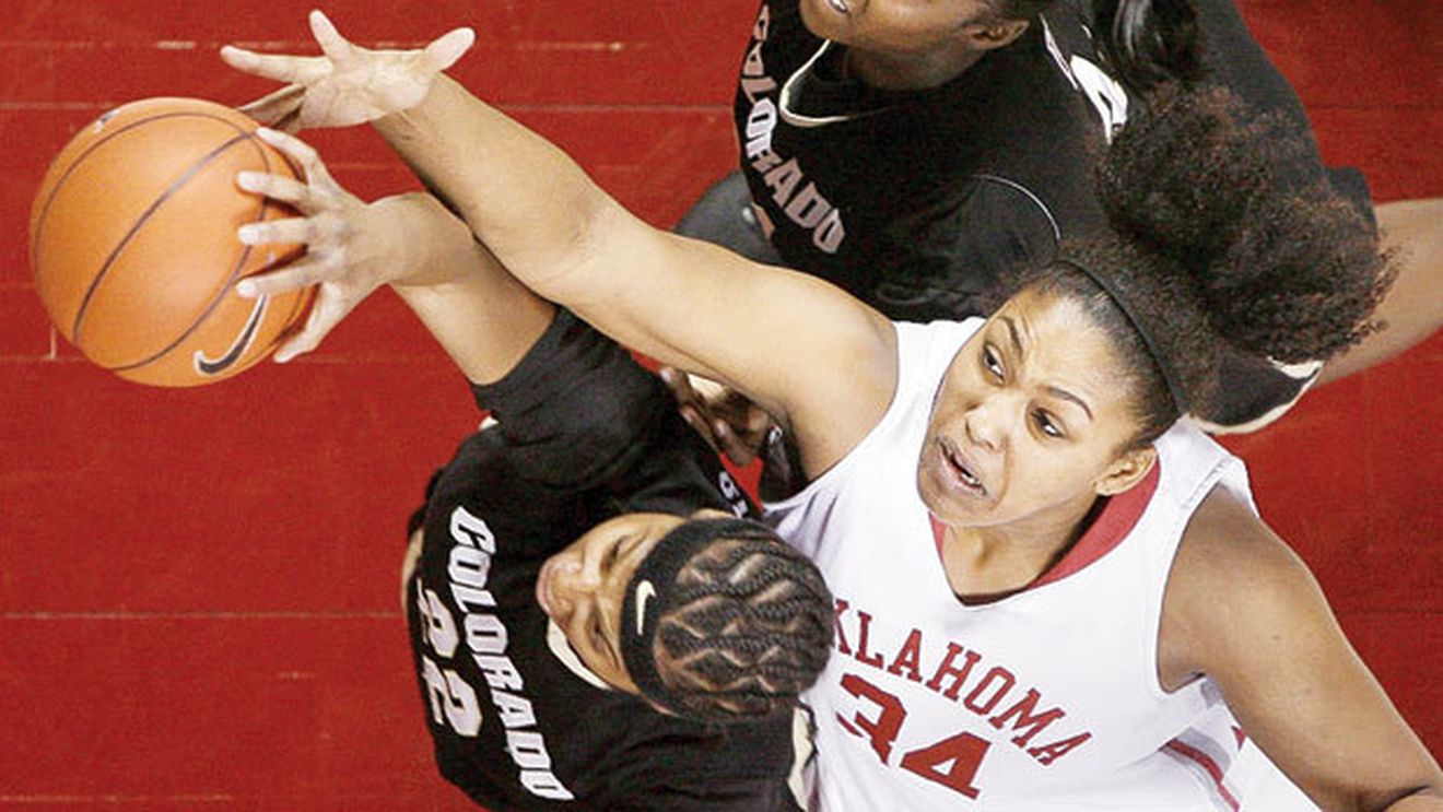 Fiica unei legende a NBA a ajuns la Satu Mare!** Numele ei: "Născută în bogăție și iubită de toți" :)